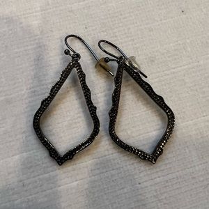 Kendra Scott Sophee Drop Earrings in Gunmetal